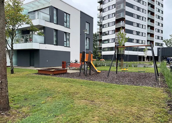 Apartment Uus Mai Taenava Korter *